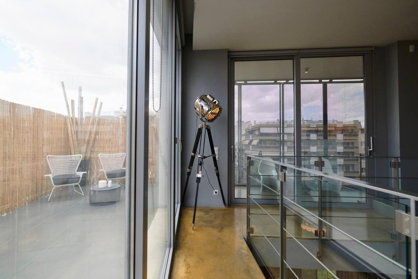Ma Maison No5 Penthouse Loft, Private Heated Pool, Acropolis View, Ultra High Speed Internet 300 Mbps, Short Walk To Acropolis, Parking Upon Request, 1' From Metro Athens Luaran gambar