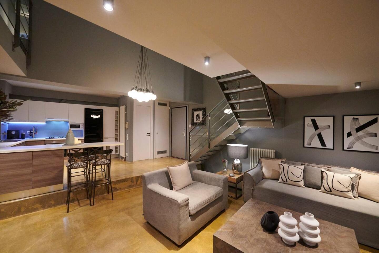 Ma Maison No5 Penthouse Loft, Private Heated Pool, Acropolis View, Ultra High Speed Internet 300 Mbps, Short Walk To Acropolis, Parking Upon Request, 1' From Metro Athens Luaran gambar