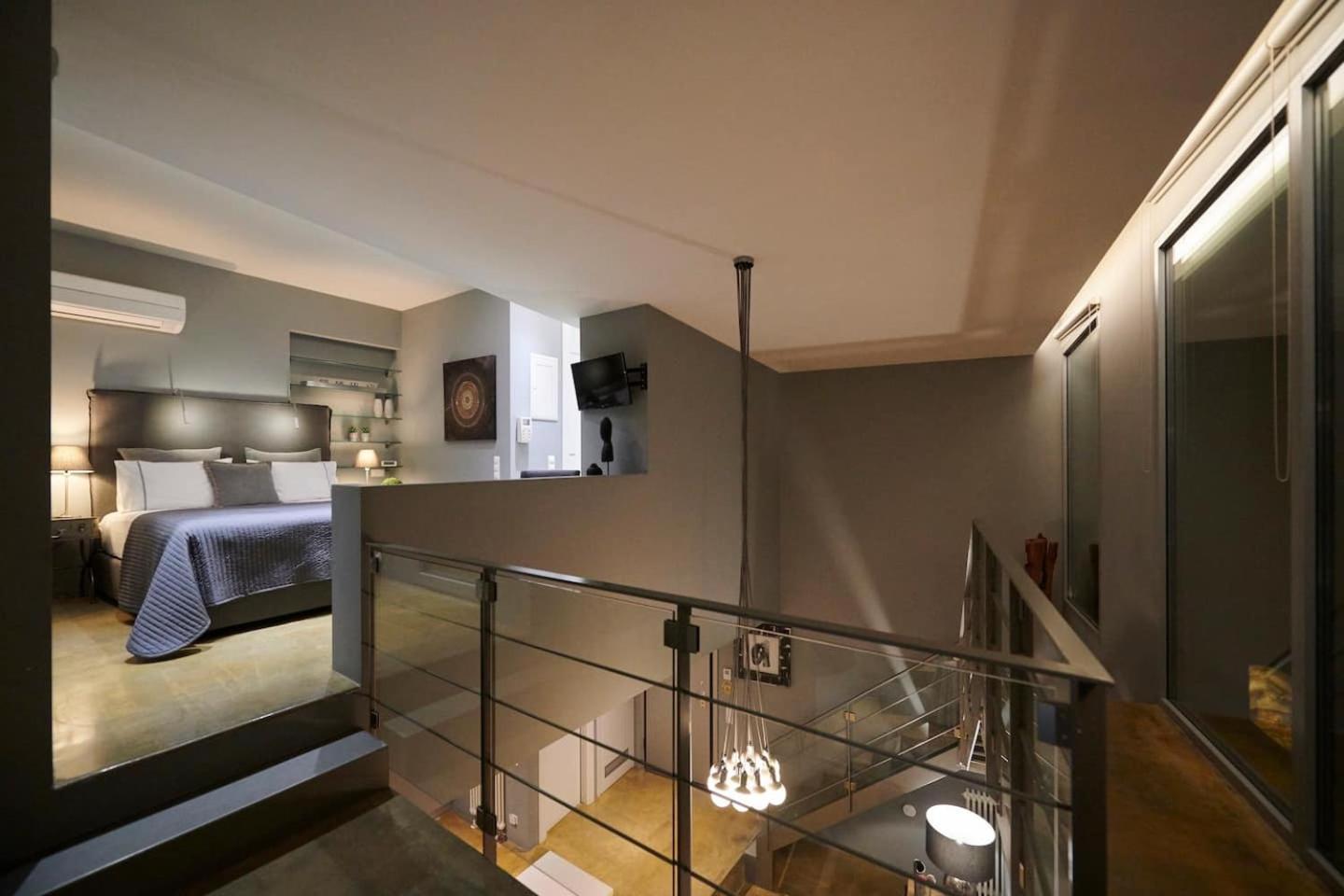 Ma Maison No5 Penthouse Loft, Private Heated Pool, Acropolis View, Ultra High Speed Internet 300 Mbps, Short Walk To Acropolis, Parking Upon Request, 1' From Metro Athens Luaran gambar