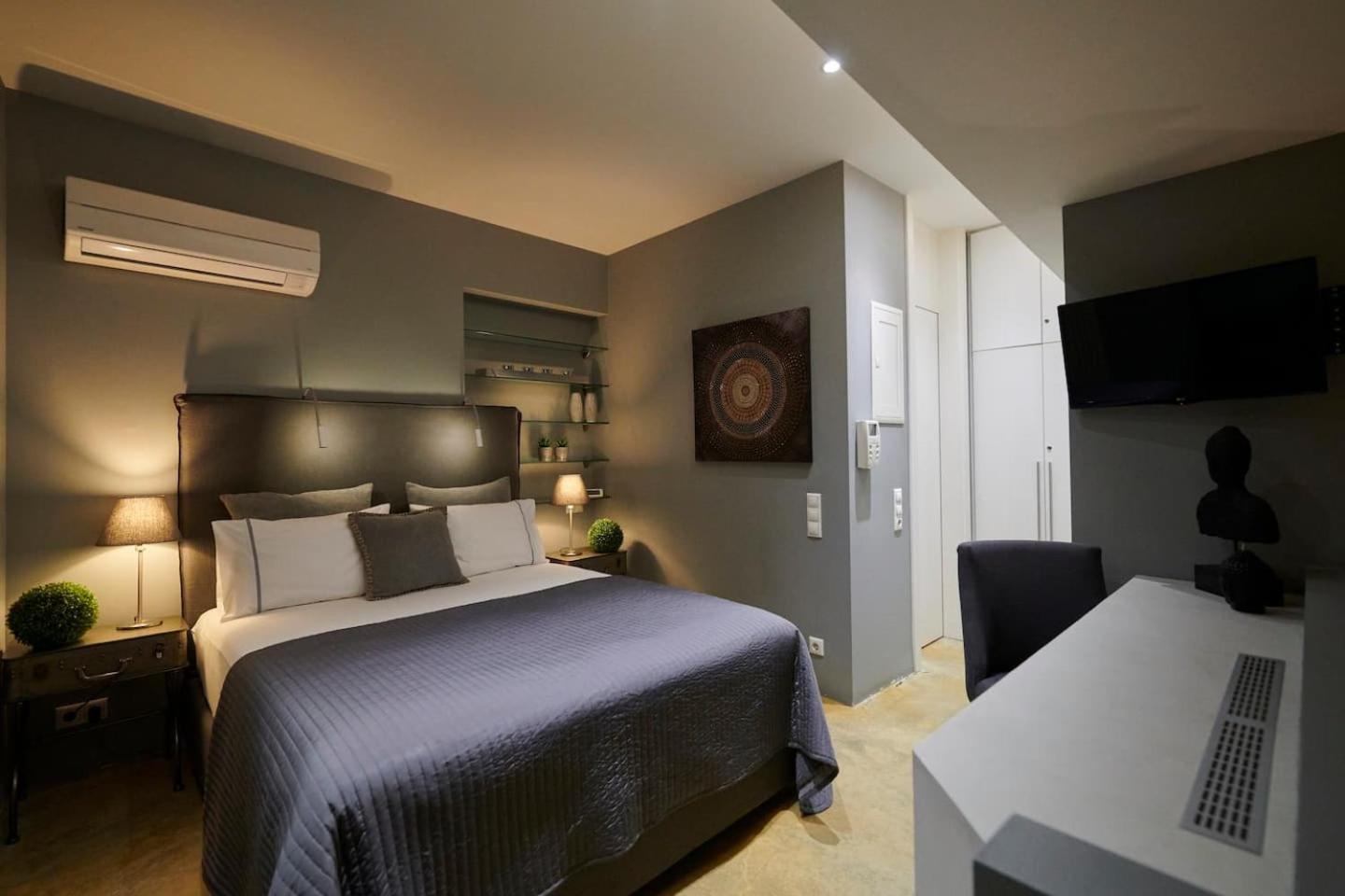 Ma Maison No5 Penthouse Loft, Private Heated Pool, Acropolis View, Ultra High Speed Internet 300 Mbps, Short Walk To Acropolis, Parking Upon Request, 1' From Metro Athens Luaran gambar