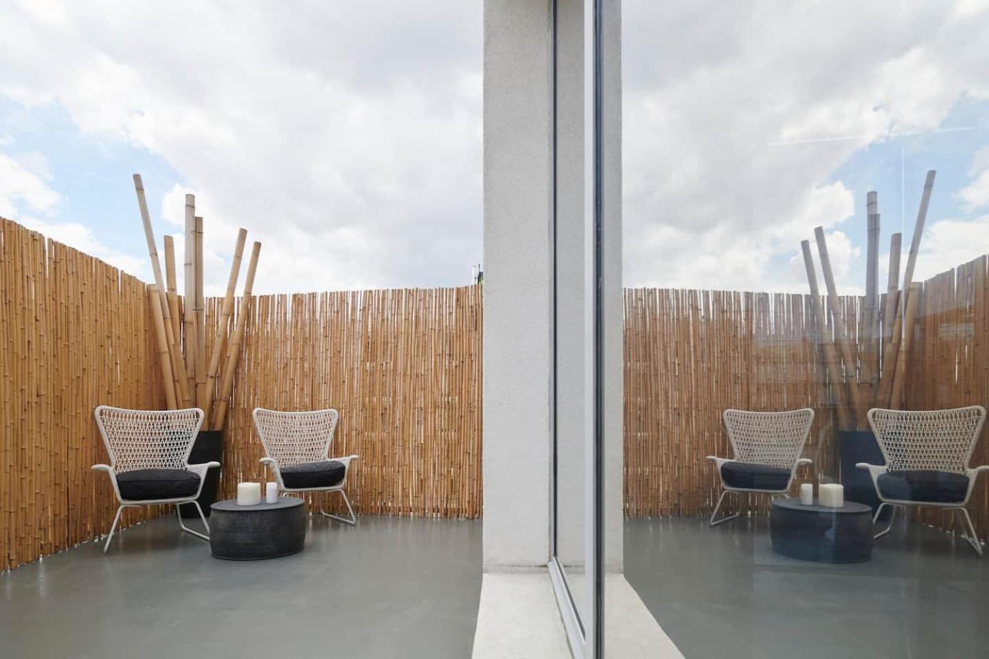 Ma Maison No5 Penthouse Loft, Private Heated Pool, Acropolis View, Ultra High Speed Internet 300 Mbps, Short Walk To Acropolis, Parking Upon Request, 1' From Metro Athens Luaran gambar