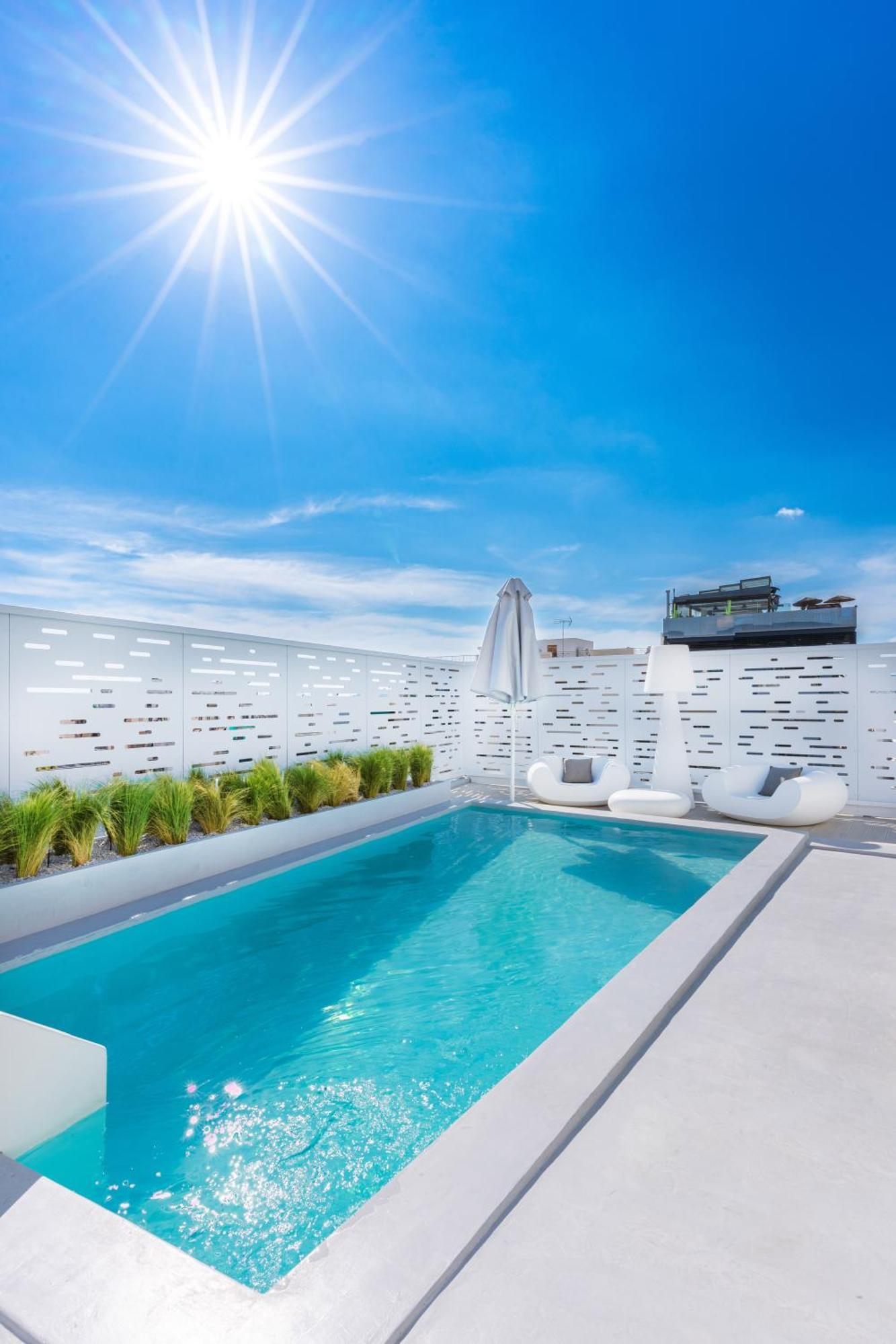 Ma Maison No5 Penthouse Loft, Private Heated Pool, Acropolis View, Ultra High Speed Internet 300 Mbps, Short Walk To Acropolis, Parking Upon Request, 1' From Metro Athens Luaran gambar