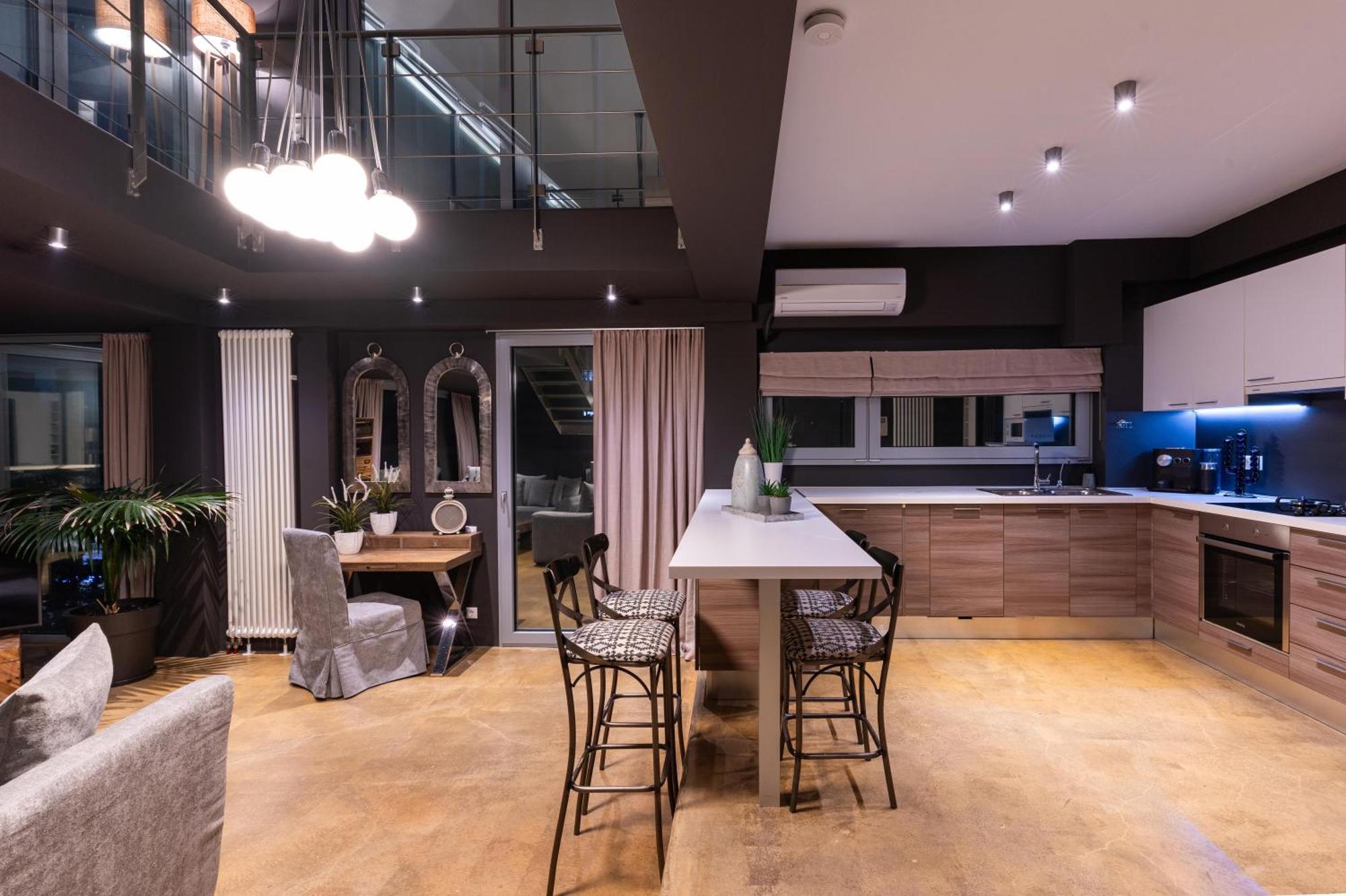 Ma Maison No5 Penthouse Loft, Private Heated Pool, Acropolis View, Ultra High Speed Internet 300 Mbps, Short Walk To Acropolis, Parking Upon Request, 1' From Metro Athens Luaran gambar